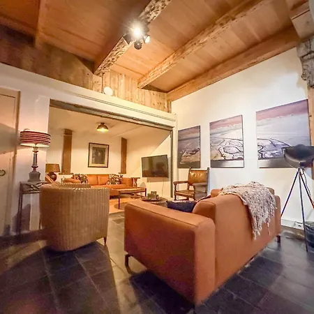 펜션 Weeshuis Klein 엥크휘젠