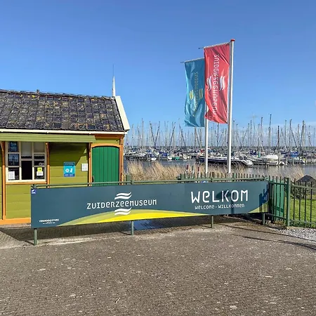 펜션 Weeshuis Klein 엥크휘젠